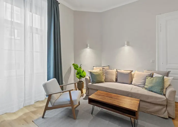 Apartman 2-br Close To Shopping Street I Popular District Bécs